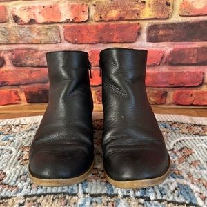 Kensie boot Size 8.5